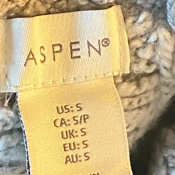 Sweater - Picture 6 of 8